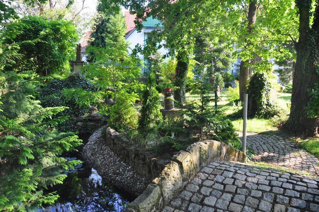 Hotel Garden Boleslawiec  Kültér fotó