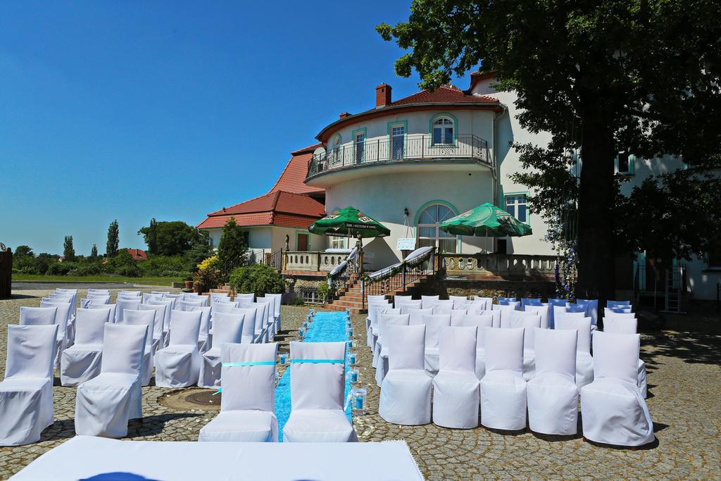 Hotel Garden Boleslawiec  Kültér fotó